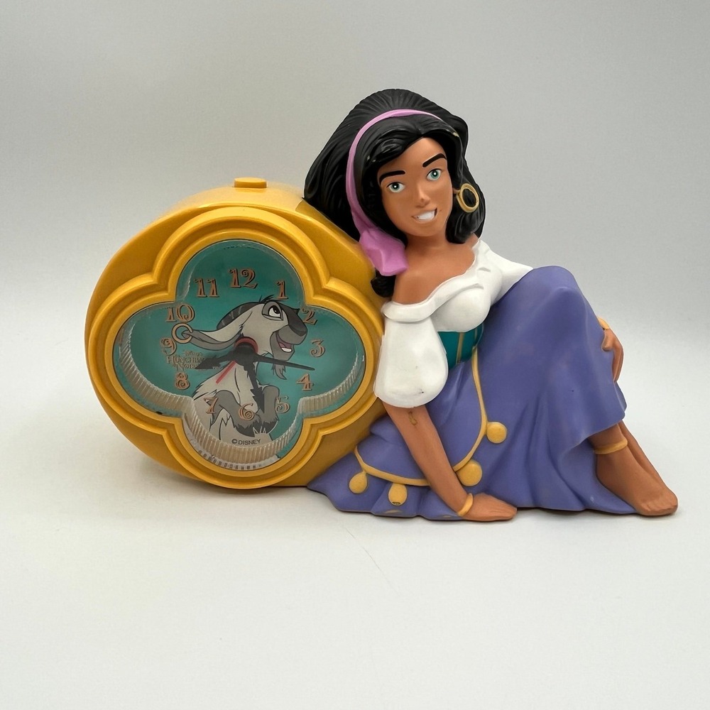 Disney Esmeralda Clock Fantasma Hunchback of Notre‎ Dame Musical Tested